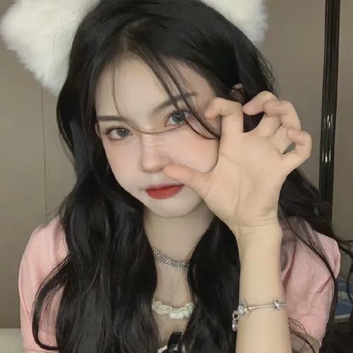 桃花鞍前挽离情